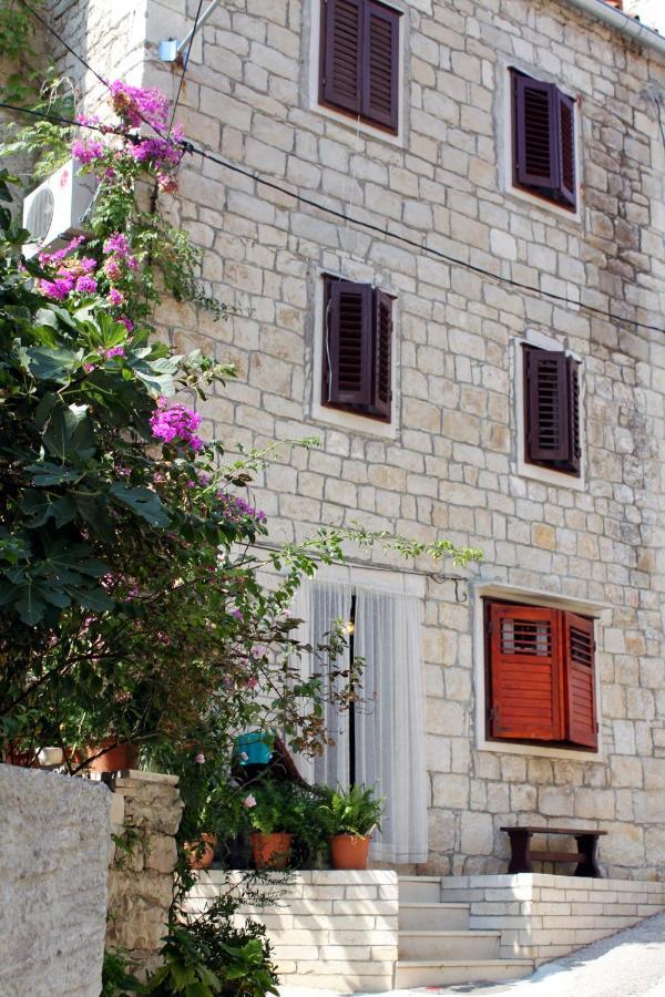 Apartments By The Sea Pucisca, Brac - 770 Exterior photo